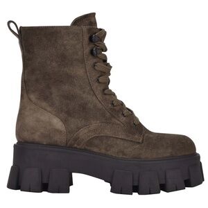 NIB Marc Fisher Happy Combat Lug Sole Lace Up Boot